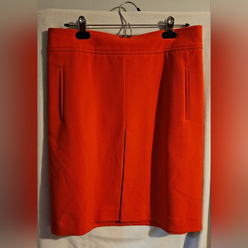 Loft bright red pencil skirt, Size 8